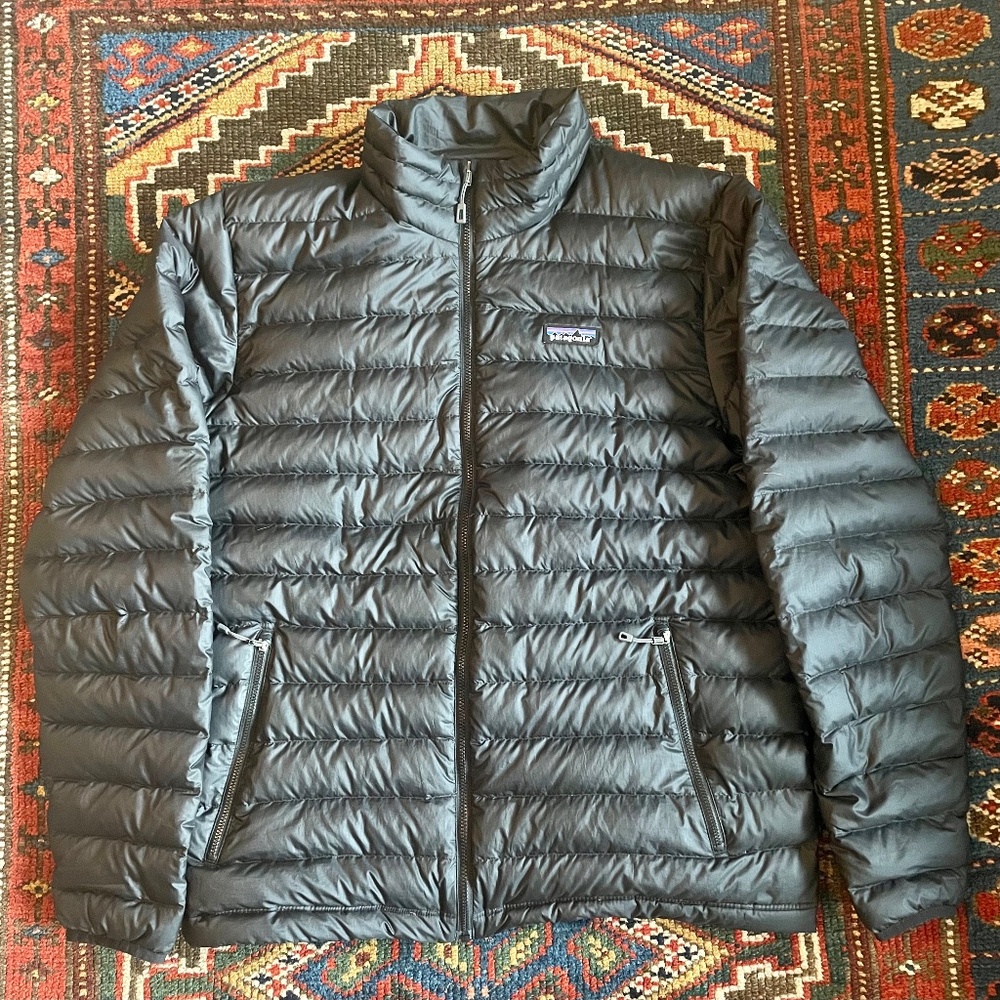 Patagonia Men's Down Sweater Black Large